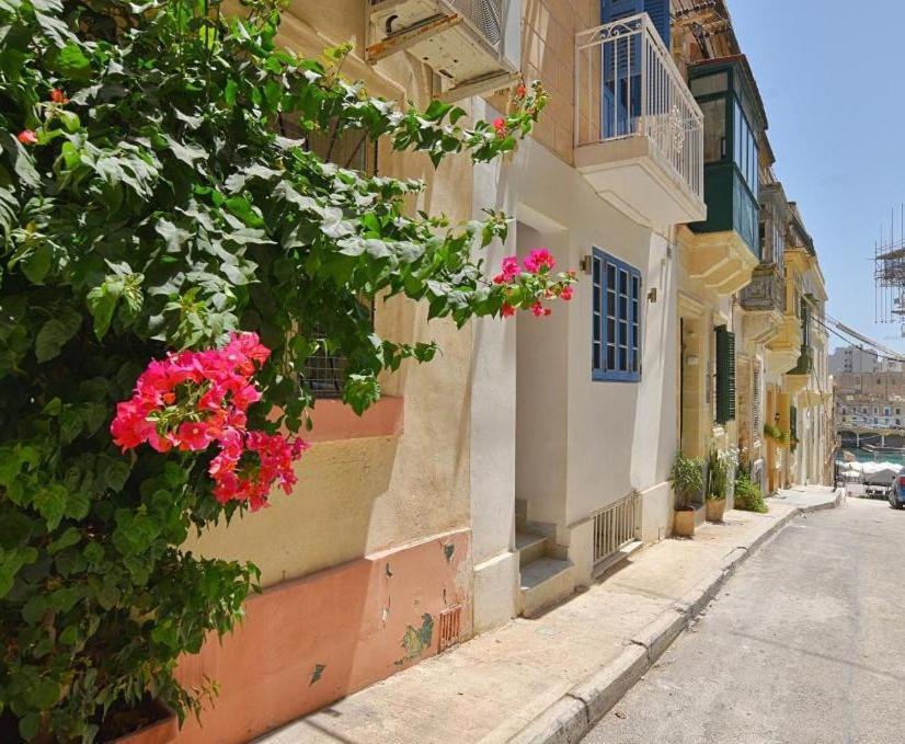 The Caves Apartments San Ġiljan Extérieur photo