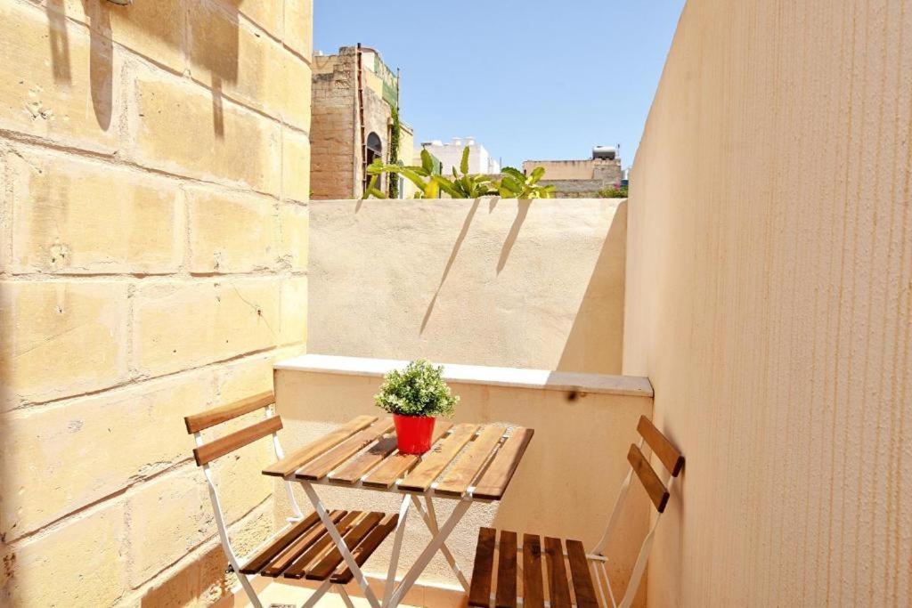 The Caves Apartments San Ġiljan Extérieur photo