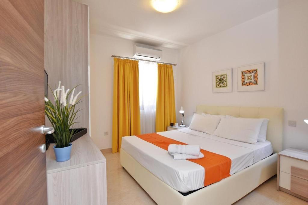 The Caves Apartments San Ġiljan Extérieur photo