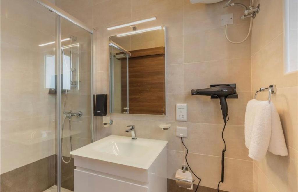 The Caves Apartments San Ġiljan Extérieur photo
