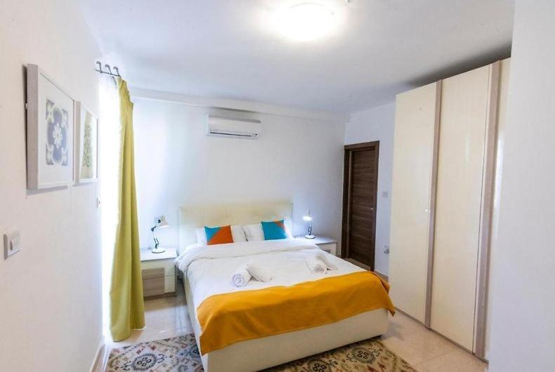 The Caves Apartments San Ġiljan Extérieur photo