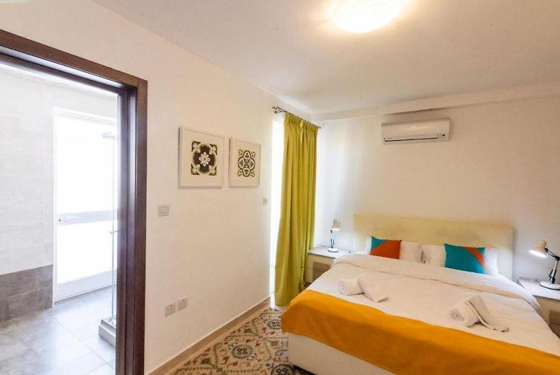 The Caves Apartments San Ġiljan Extérieur photo